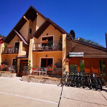 Gorska Vila Apartments 자블야크 외부 사진
